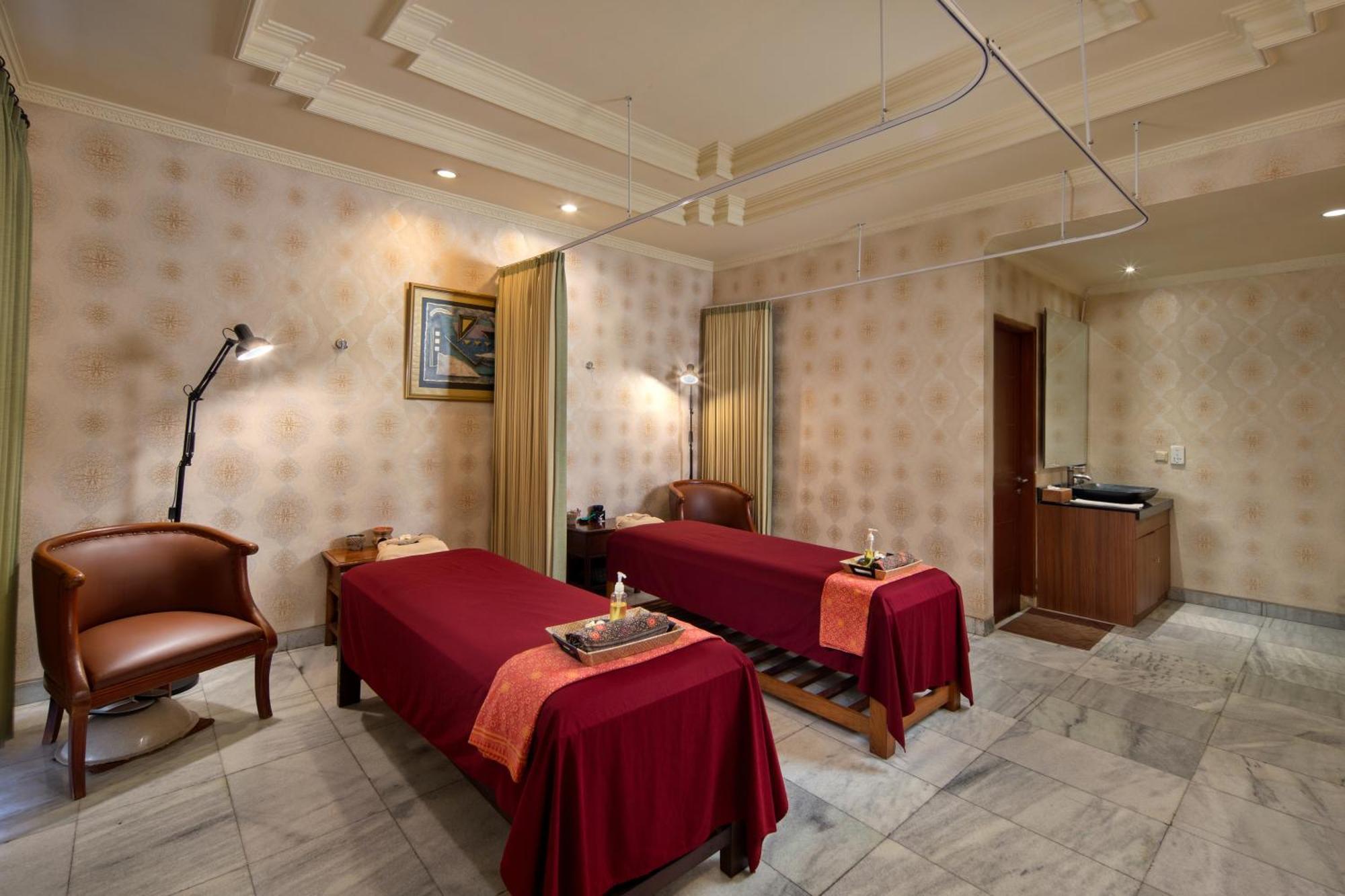 Grand Istana Rama 4*